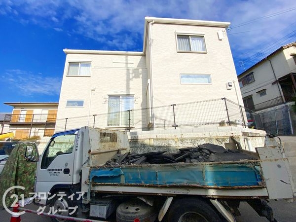 枚方市茄子作１丁目の中古一戸建て