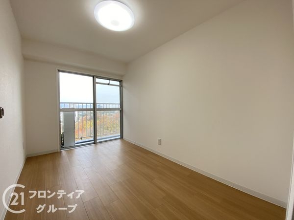 グリーンタウン香里ケ丘C棟　中古マンション