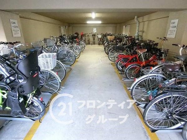 グリーンタウン香里ケ丘C棟　中古マンション