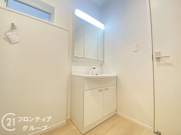 寝屋川市太間町　新築一戸建て　第３　４号棟