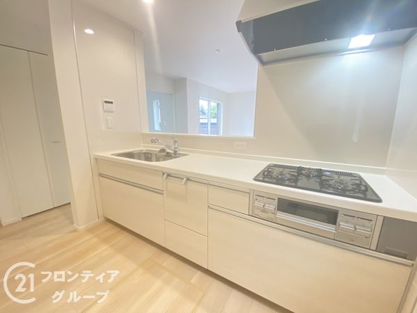 寝屋川市太間町　新築一戸建て　第３　４号棟