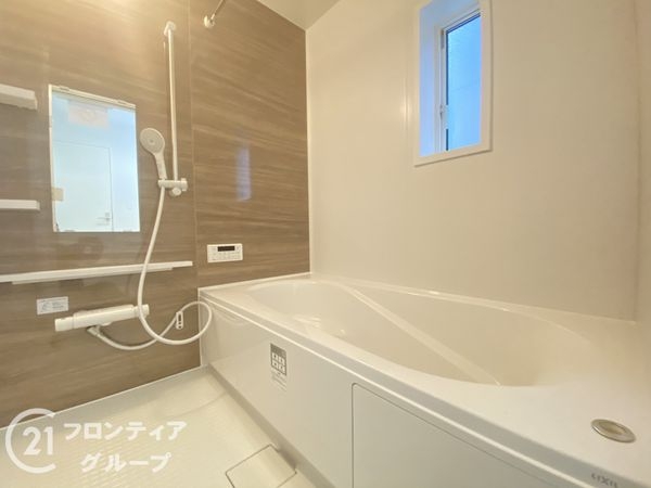寝屋川市太間町　新築一戸建て　第３　４号棟