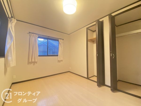 寝屋川市明徳１丁目の中古一戸建て