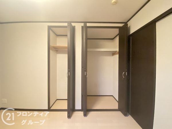 寝屋川市明徳１丁目の中古一戸建て