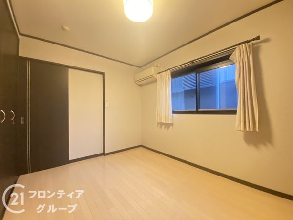 寝屋川市明徳１丁目の中古一戸建て