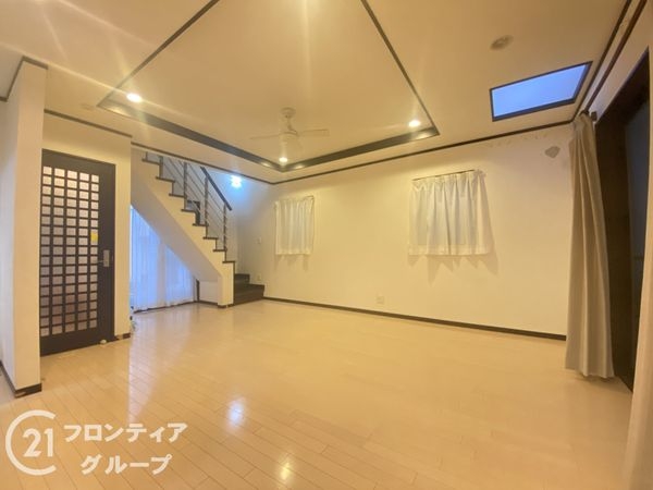 寝屋川市明徳１丁目の中古一戸建て