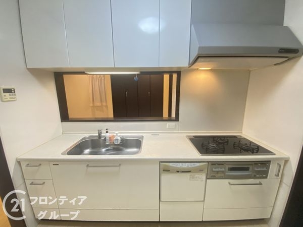 寝屋川市明徳１丁目　中古一戸建て