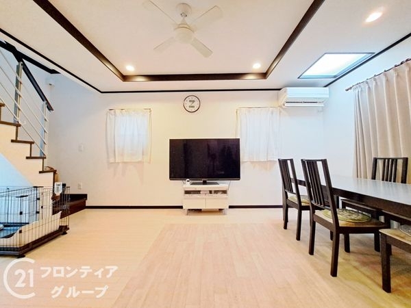 寝屋川市明徳１丁目の中古一戸建て