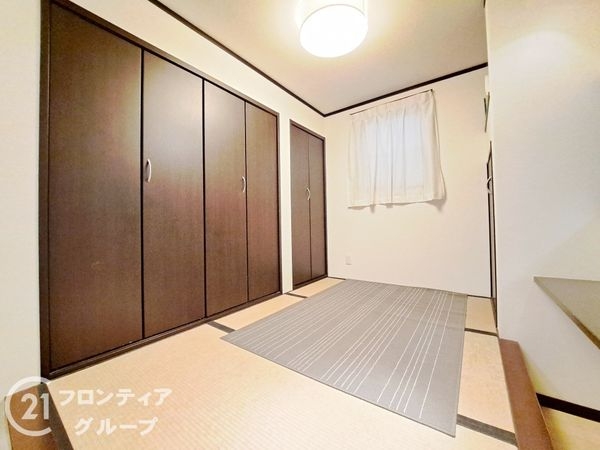 寝屋川市明徳１丁目の中古一戸建て