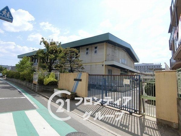 寝屋川市香里新町の土地(寝屋川市立北小学校)