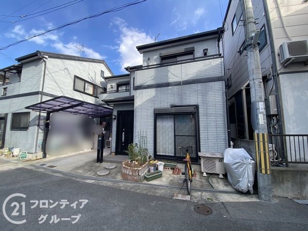 寝屋川市黒原城内町の中古一戸建て