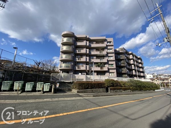 レジデンス香里ケ丘中央　中古マンション