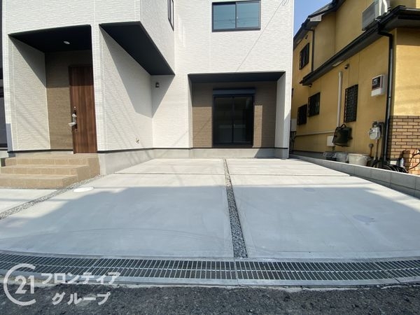 寝屋川市三井南町　新築一戸建て　１期　２号棟