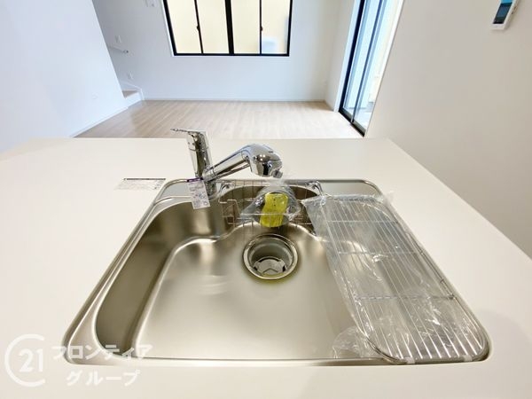 寝屋川市三井南町　新築一戸建て　１期　２号棟