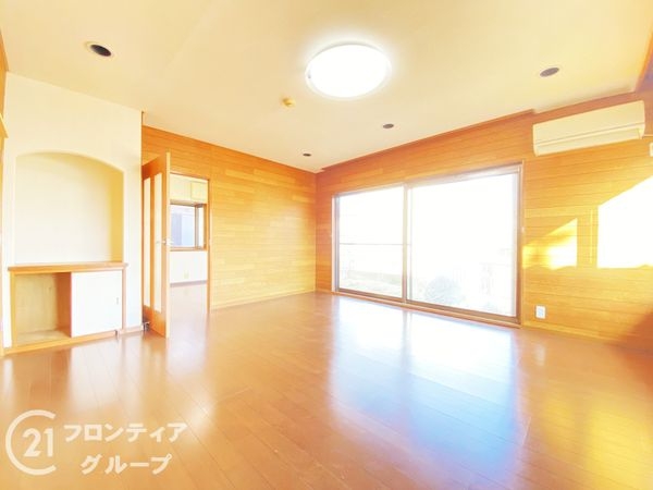 枚方市山之上北町　中古一戸建て