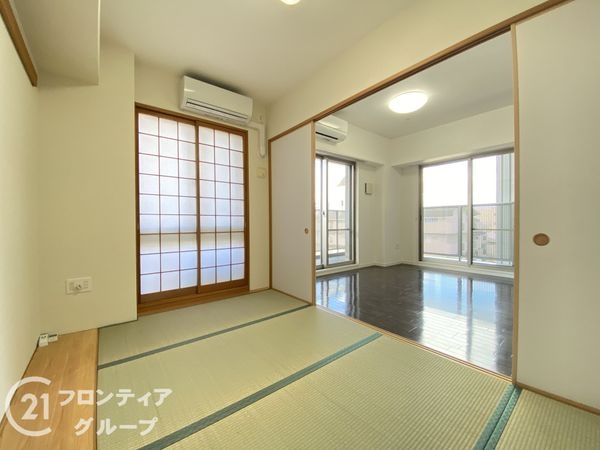 ロイヤルメドゥ香里園タワー　中古マンション
