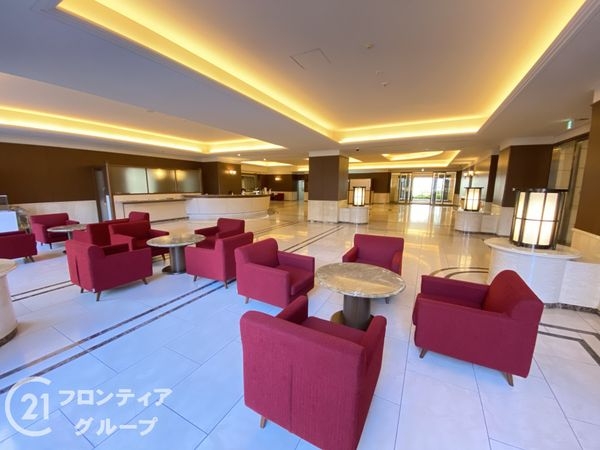 ロイヤルメドゥ香里園タワー　中古マンション