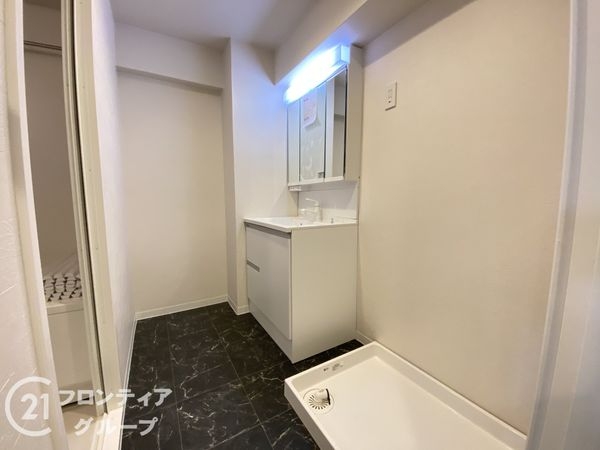 グリーンタウン香里ケ丘D棟　中古マンション