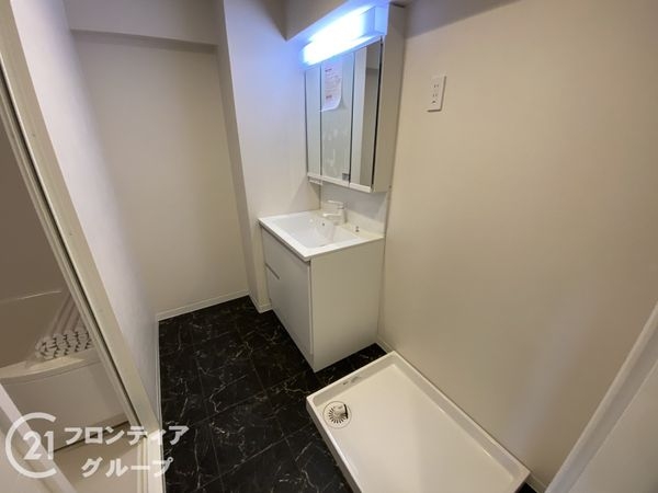 グリーンタウン香里ケ丘D棟　中古マンション
