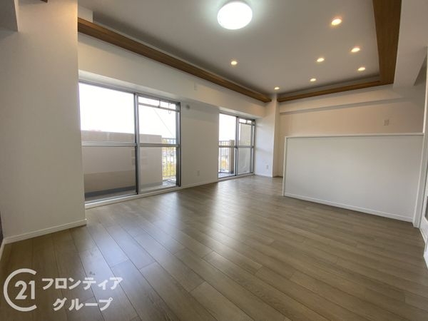 グリーンタウン香里ケ丘D棟　中古マンション
