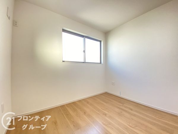 寝屋川市南水苑町　新築一戸建て　１期　１号地