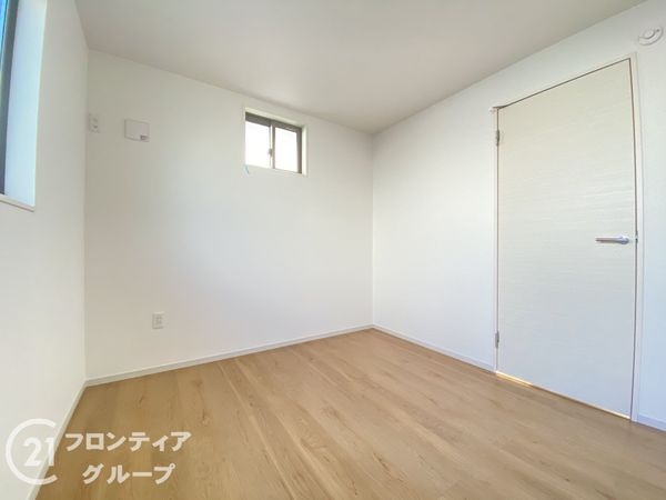 寝屋川市南水苑町　新築一戸建て　１期　１号地