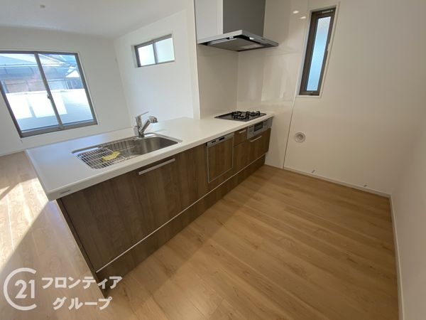 寝屋川市南水苑町　新築一戸建て　１期　１号地