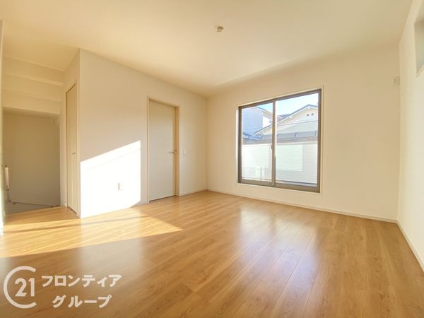 寝屋川市南水苑町　新築一戸建て　１期　１号地