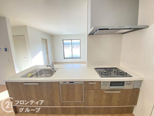寝屋川市南水苑町　新築一戸建て　１期　１号地