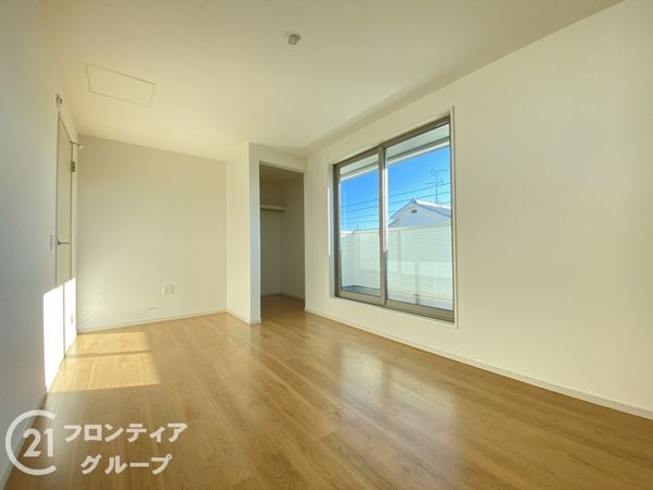 寝屋川市南水苑町　新築一戸建て　１期　１号地