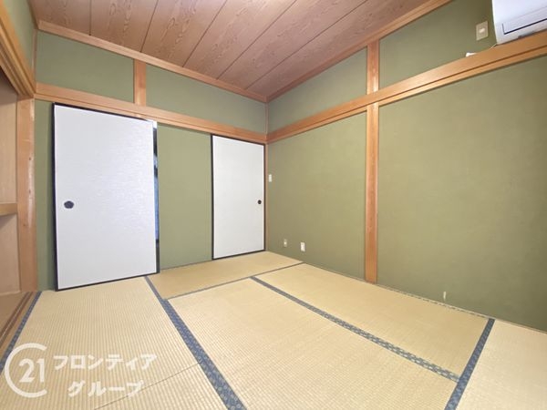枚方市東中振１丁目の中古一戸建て