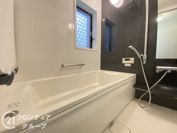 枚方市東中振１丁目の中古一戸建て