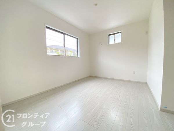 枚方市楠葉野田３丁目　新築一戸建て　１期　２号棟