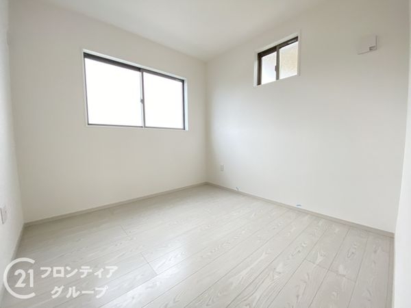 枚方市楠葉野田３丁目　新築一戸建て　１期　２号棟
