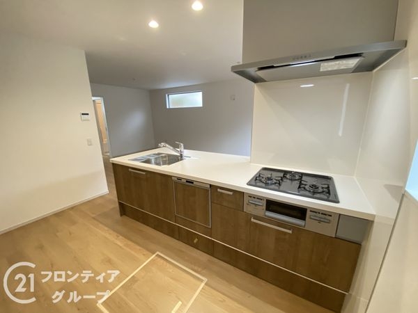 枚方市楠葉野田３丁目　新築一戸建て　１期　１号棟