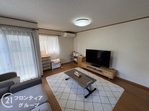 枚方市伊加賀寿町　中古一戸建て