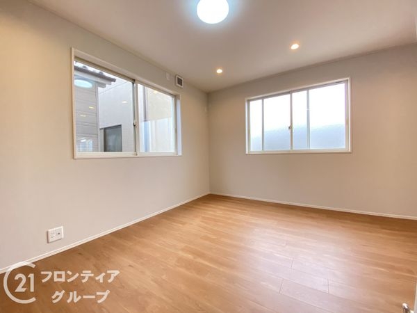 枚方市渚西２丁目の中古一戸建て