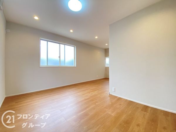 枚方市渚西２丁目の中古一戸建て