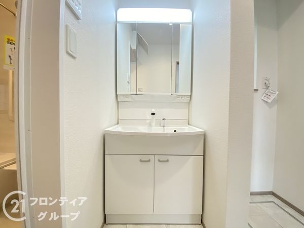 枚方市星丘２丁目　新築一戸建て　２号棟
