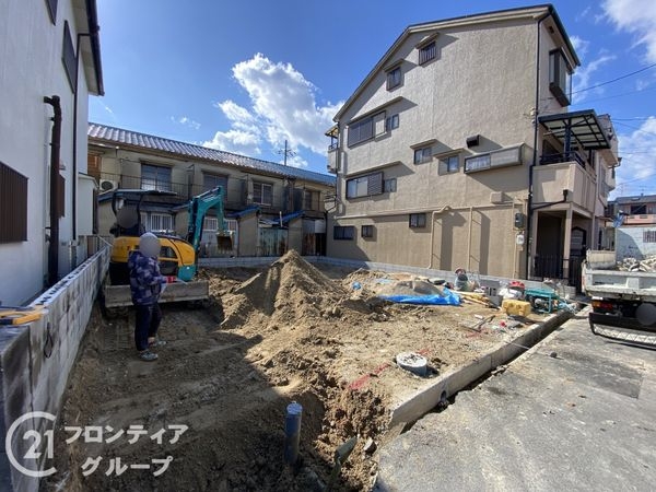寝屋川市高柳４丁目　新築一戸建て　１号棟