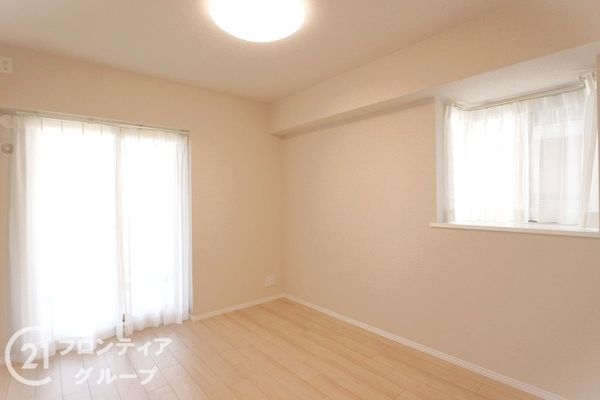 リバティパーク枚方Ｂ棟　中古マンション