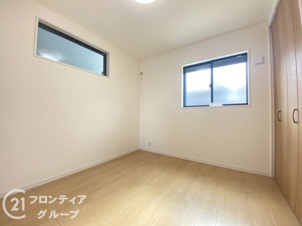 枚方市春日元町１丁目　新築一戸建て　B号棟