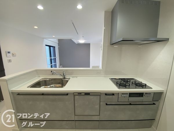枚方市春日元町１丁目　新築一戸建て　A号棟
