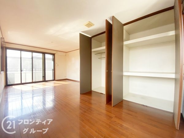 寝屋川市仁和寺本町５丁目の中古一戸建て