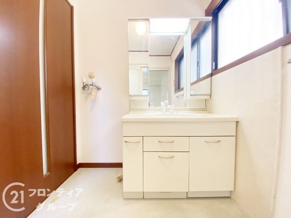 寝屋川市仁和寺本町５丁目の中古一戸建て