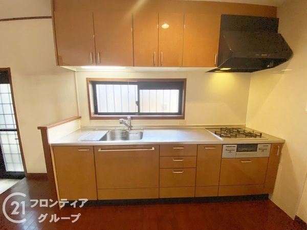 寝屋川市仁和寺本町５丁目の中古一戸建て
