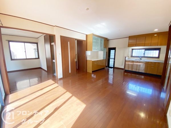 寝屋川市仁和寺本町５丁目の中古一戸建て
