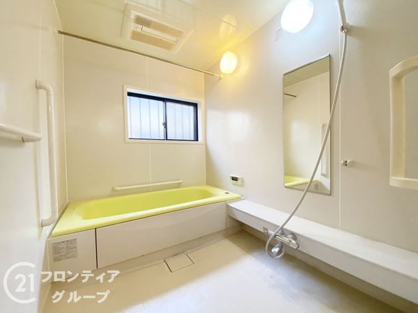 寝屋川市仁和寺本町５丁目　中古一戸建て