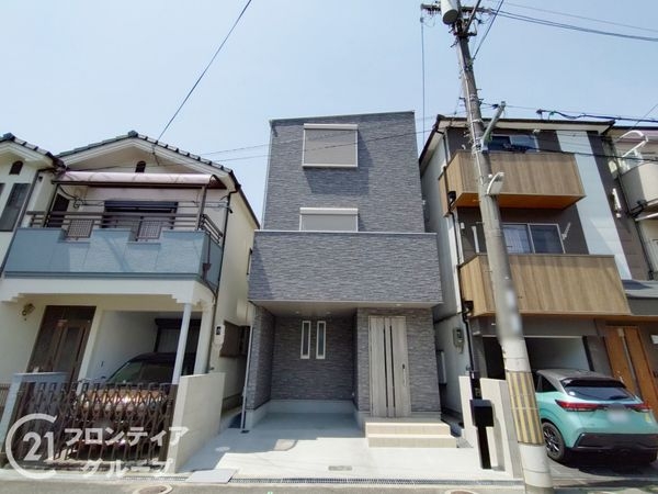 寝屋川市高柳２丁目　新築一戸建て