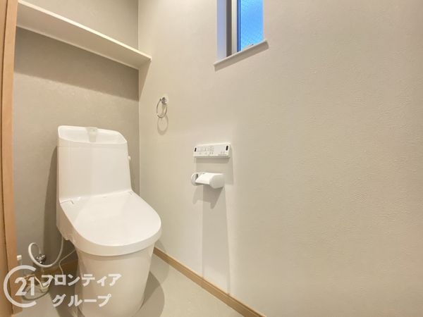 寝屋川市高柳２丁目　新築一戸建て